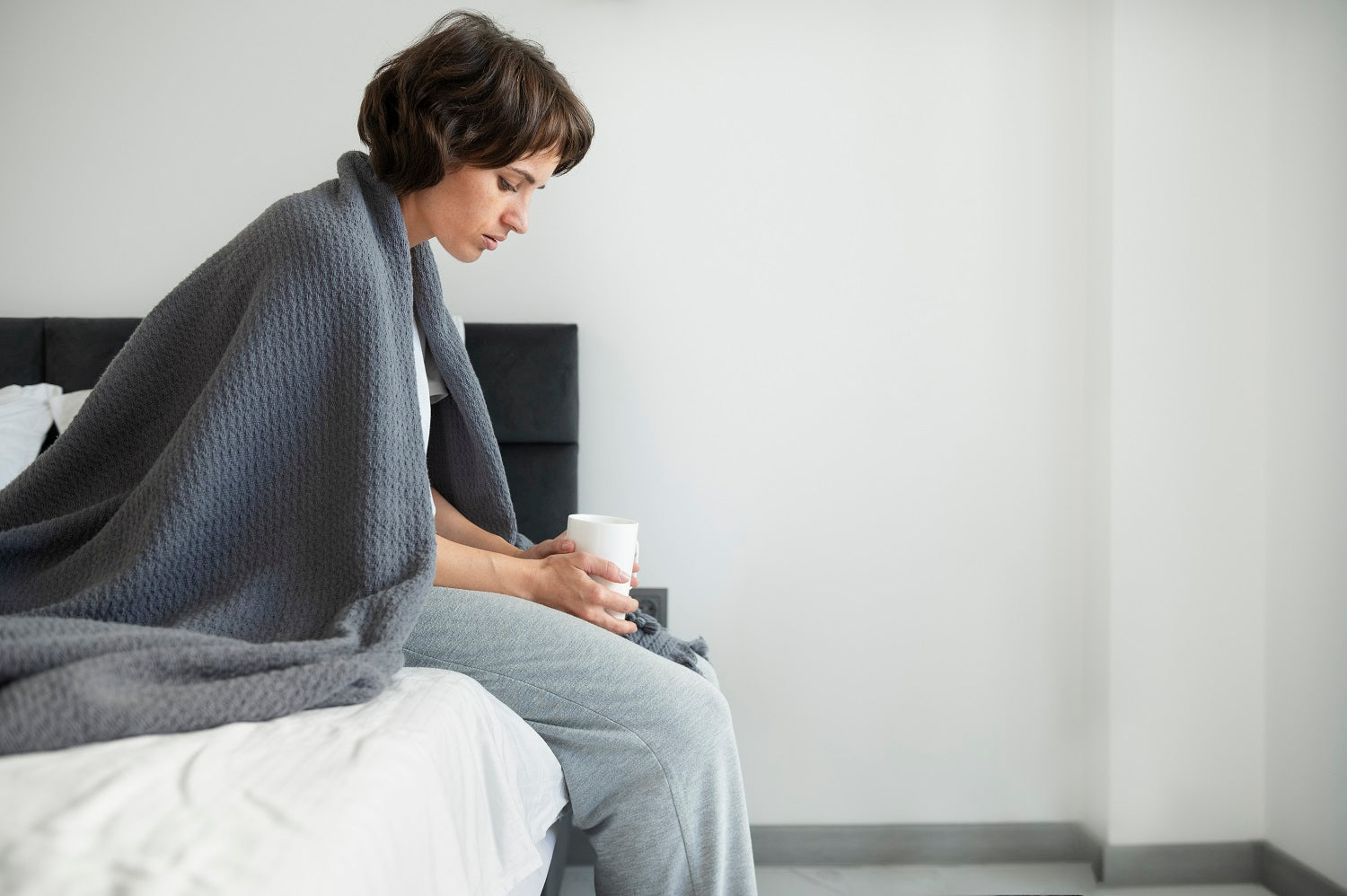 How to Stop Period Cramps: 5 Warm Solutions for Relief（+ Pain Test）
